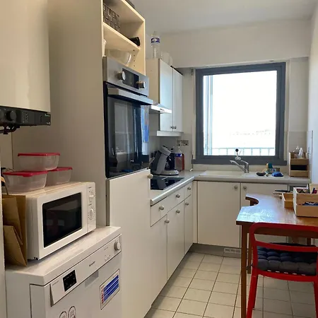 Vue Avec Wifi, Loggia, Au Centre De - Ref 92